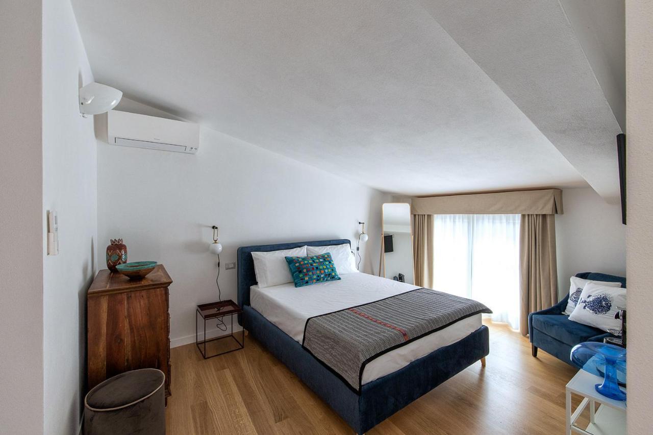 Bed and Breakfast Bisu Isola Di SantʼAntìoco Exterior foto